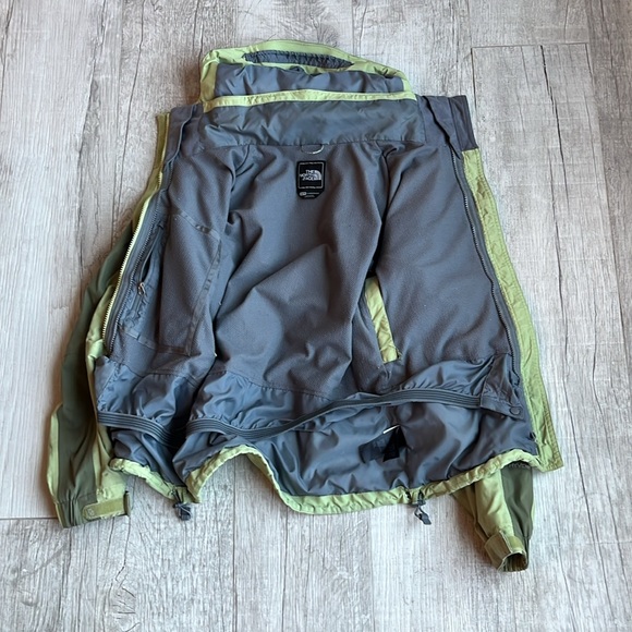 The North Face Green & Gray HyVent Jacket Women’s X Small - Picture 7 of 15